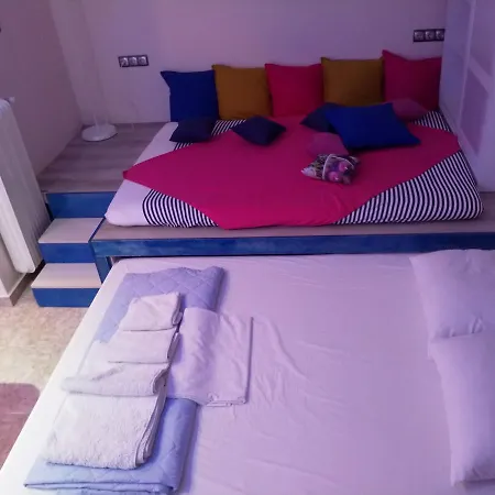 Cosy Acropolis Point-3